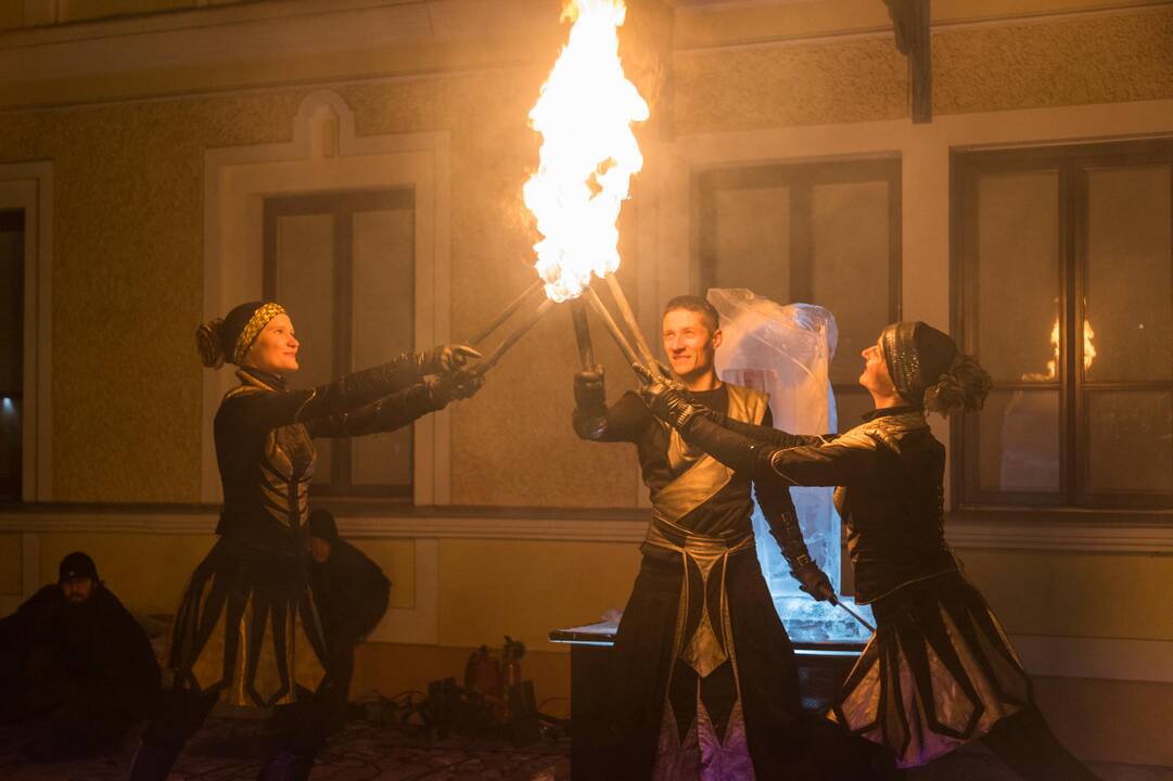 „Didysis kalėdinis sprogimas“ Istorinės Prezidentūros sodelyje