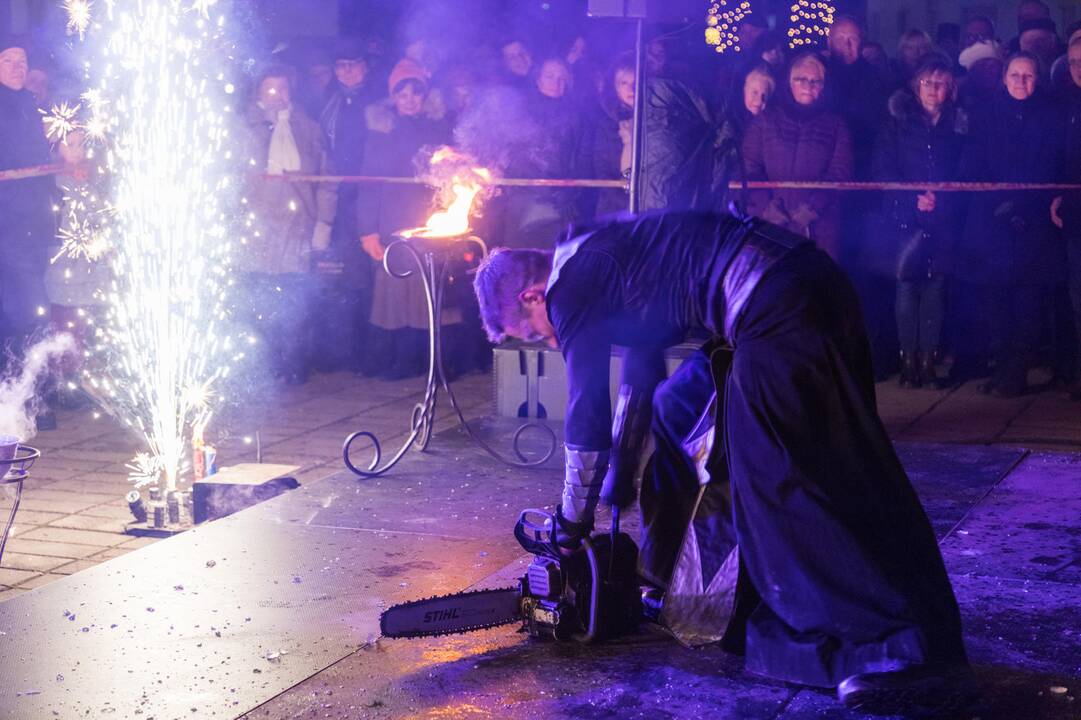 „Didysis kalėdinis sprogimas“ Istorinės Prezidentūros sodelyje