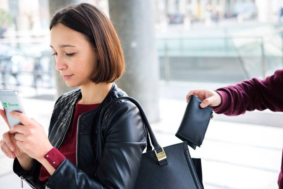 Būkite atidūs: šeši dažniausiai pasitaikantys turistų apgavysčių būdai