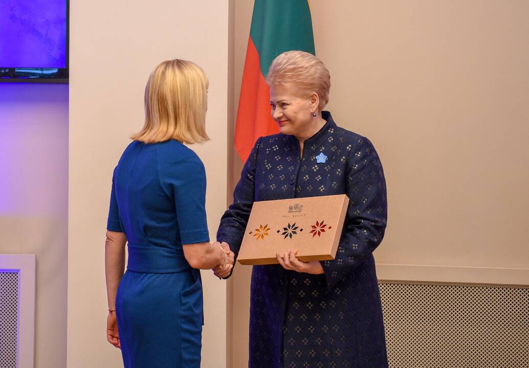 Prezidentūroje apdovanoti šalies mokytojai