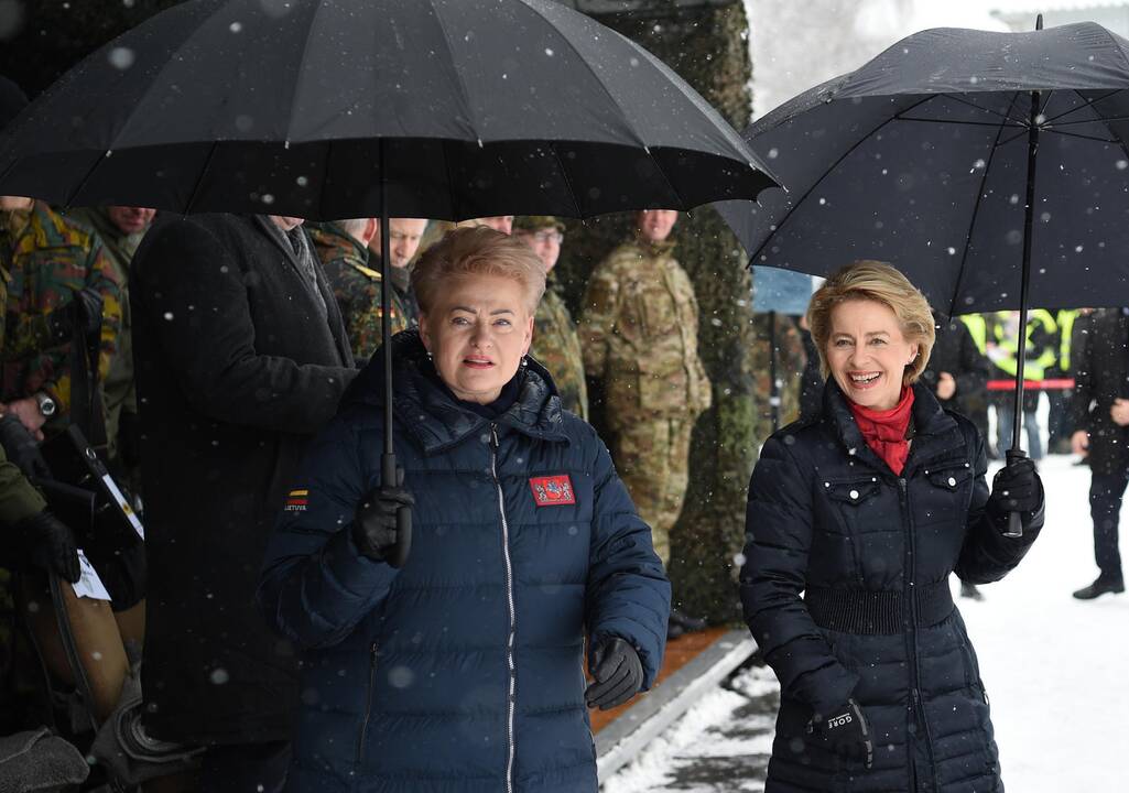 D. Grybauskaitės susitikimas su Vokietijos gynybos ministre
