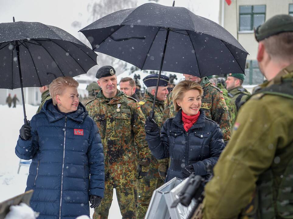 D. Grybauskaitės susitikimas su Vokietijos gynybos ministre