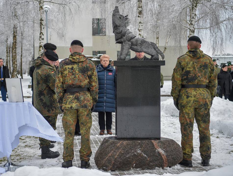 D. Grybauskaitės susitikimas su Vokietijos gynybos ministre