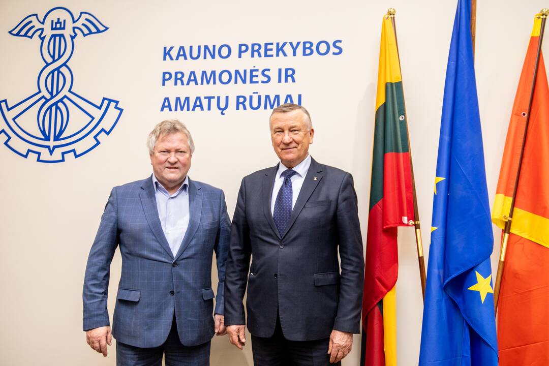 Išgyvenimas: bene didžiausias verslininkų galvos skausmas – žaibišku greičiu augančios elektros ir dujų kainos.