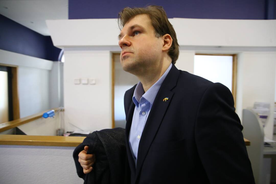 Kristijono Bartoševičiaus seksualinių nusikaltimų byloje tęsiamas paskutinis kaltinamojo žodis