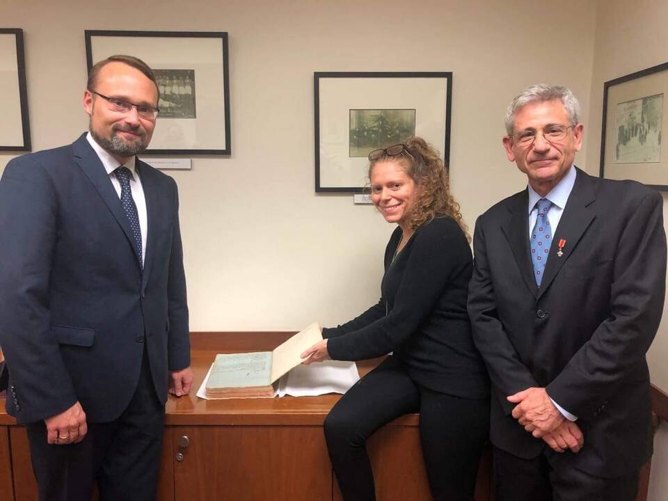 Iš kairės: Mindaugas Kvietkauskas, Stefanie Halpern ir Jonathanas Brentas