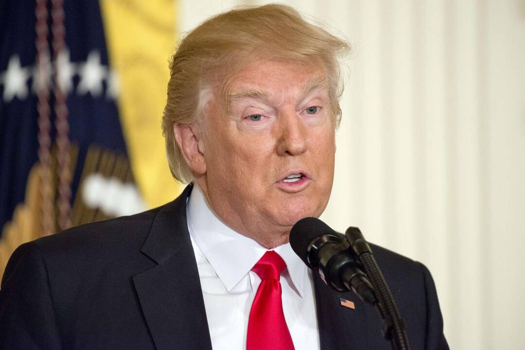 D. Trumpas neigia savo komandos ryšius su Rusija per rinkimus