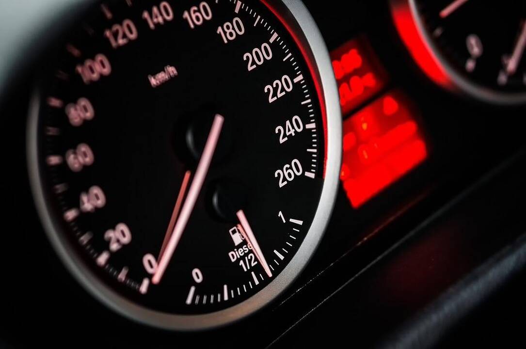 Į seminarą skubėjęs vyras greitį viršijo daugiau nei 50 km/h
