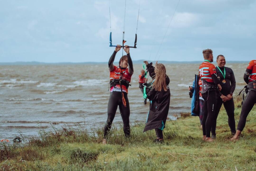 Laikas: savaitgalį festivalio dalyvius lepino geri orai, tad kol vieni treniravosi vandenyje, kiti kaitinosi saulėje.