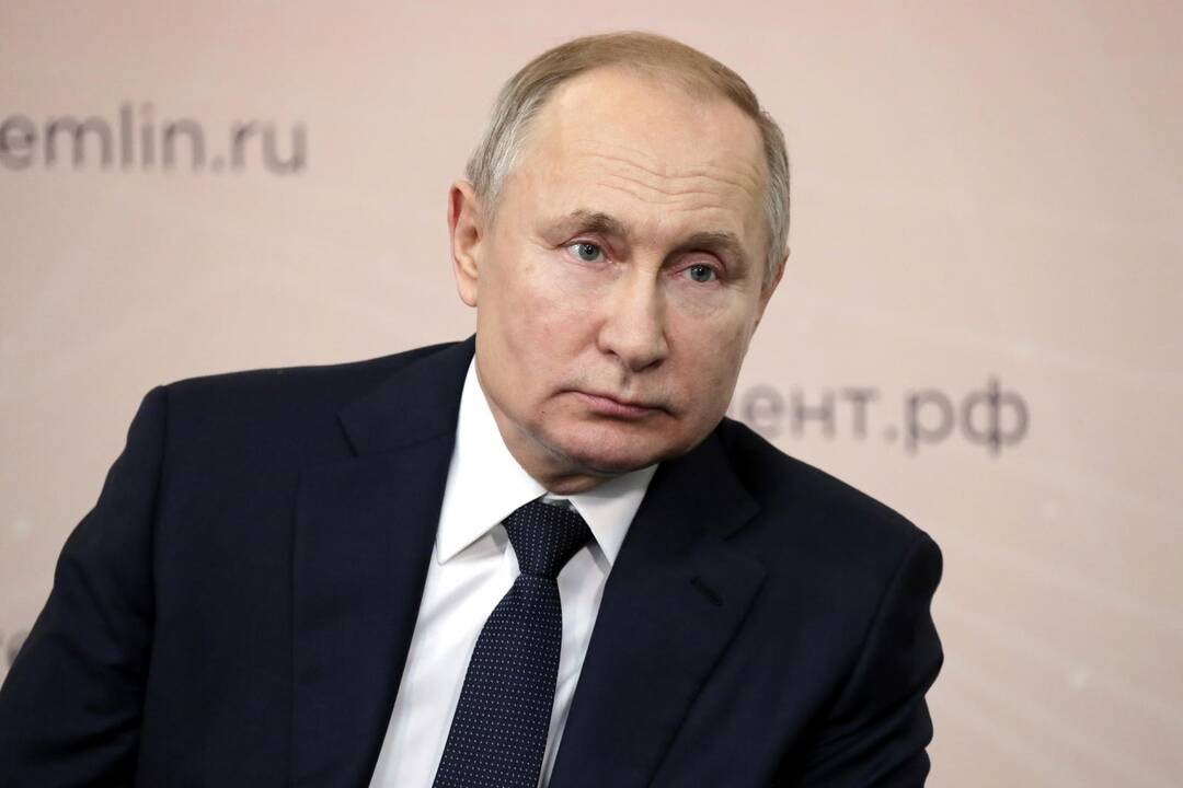 V. Putinas: Rusijai reikalinga stipri prezidentinė valdžia