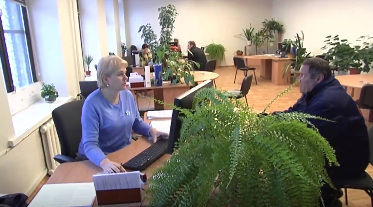 Lietuvoje sparčiai daugėja laisvų darbo vietų
