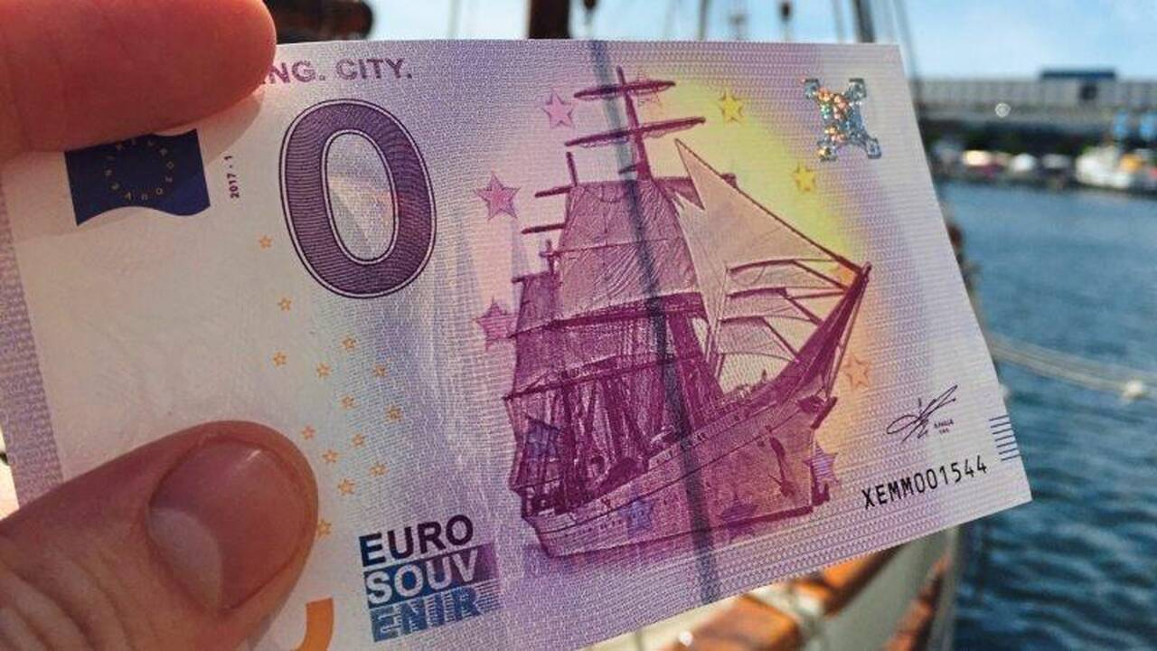 Vokietijoje išleista suvenyrinė 0 nominalo euro kupiūra