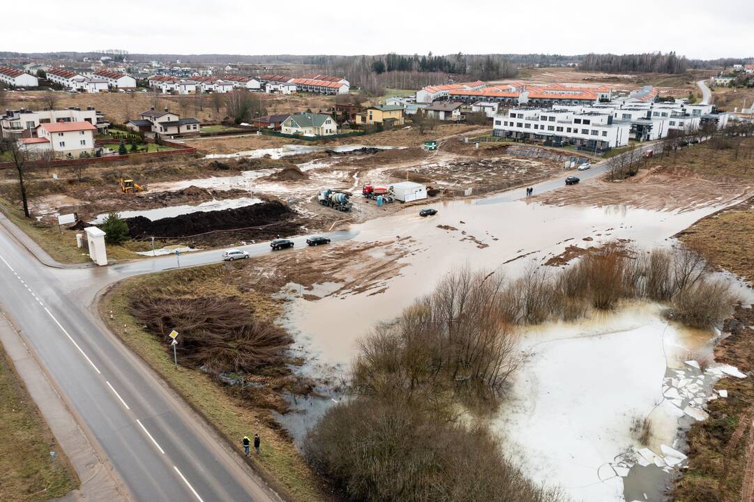 Užlieta Bendorėlių 1-osios alėjos atkarpa