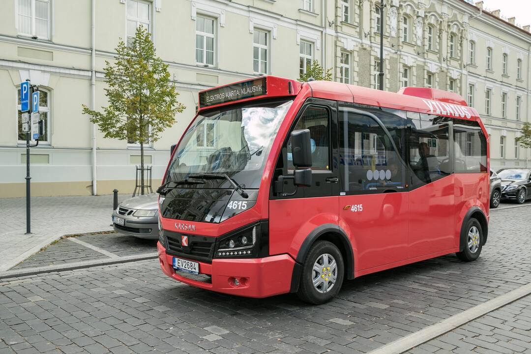 Vilniuje pristatyti pirmieji Lietuvoje elektriniai autobusai
