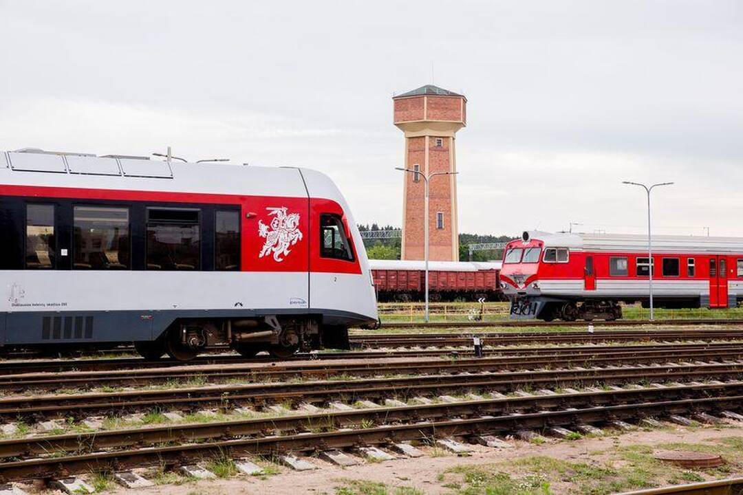 Metų pradžioje – įspūdingas geležinkelio krovinių šuolis