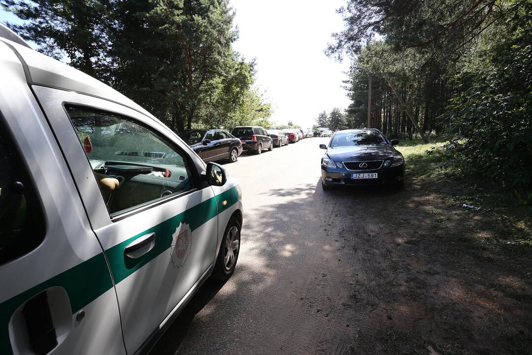 Policijos reidas prie Lampėdžio ežero
