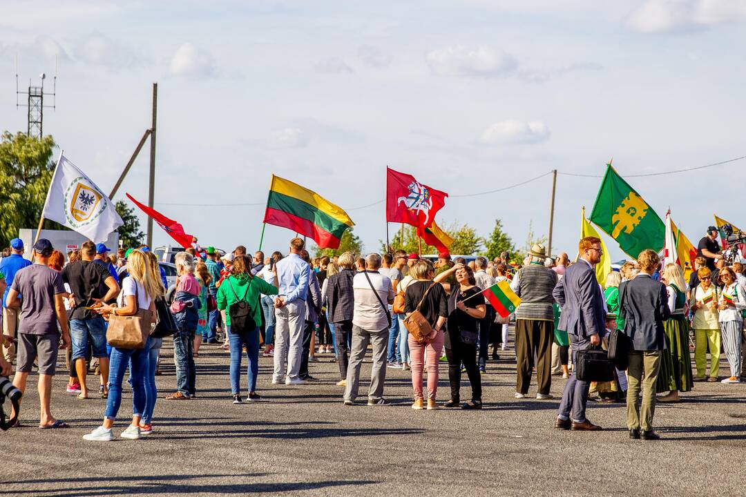 Baltijos kelio 30-ųjų metinių minėjimas prie Latvijos sienos