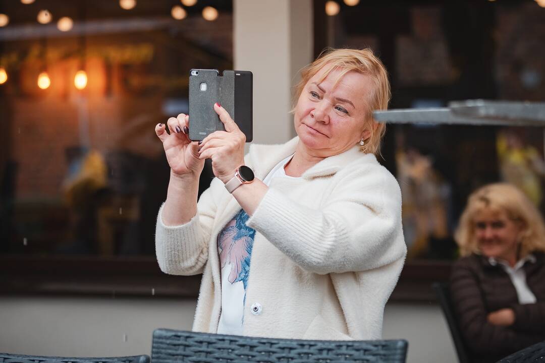  „Auros“ šokėjai neatsispyrė geltonajai bangai