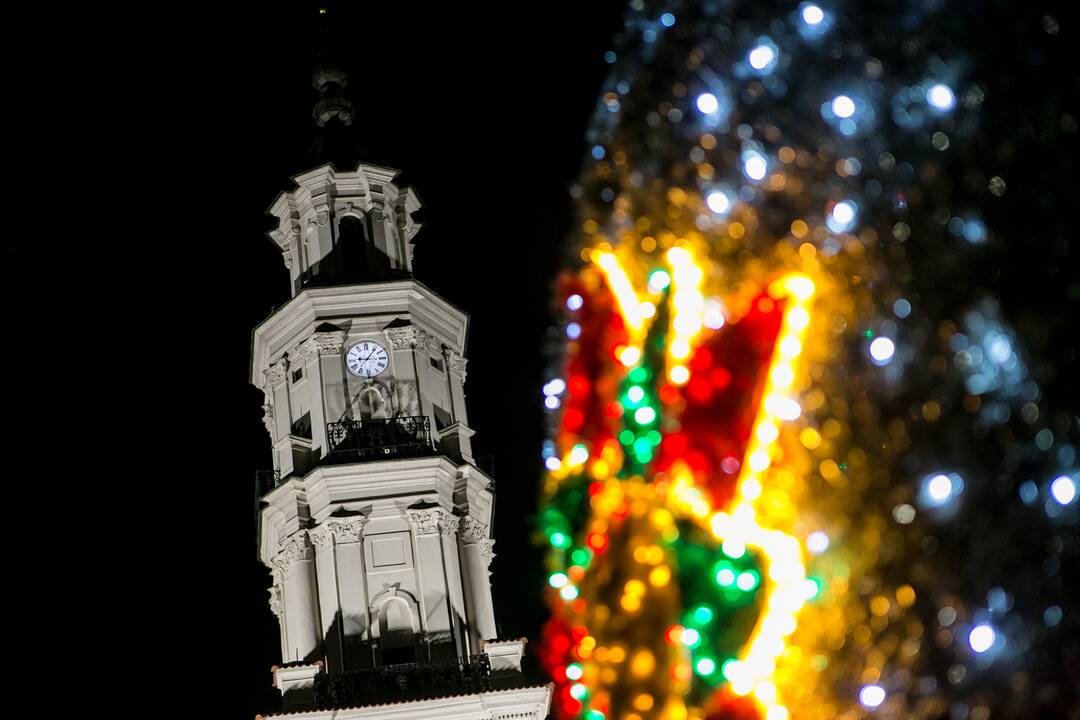 Kaunas pasipuošė velykiniais margučiais