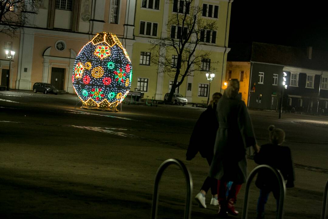 Kaunas pasipuošė velykiniais margučiais