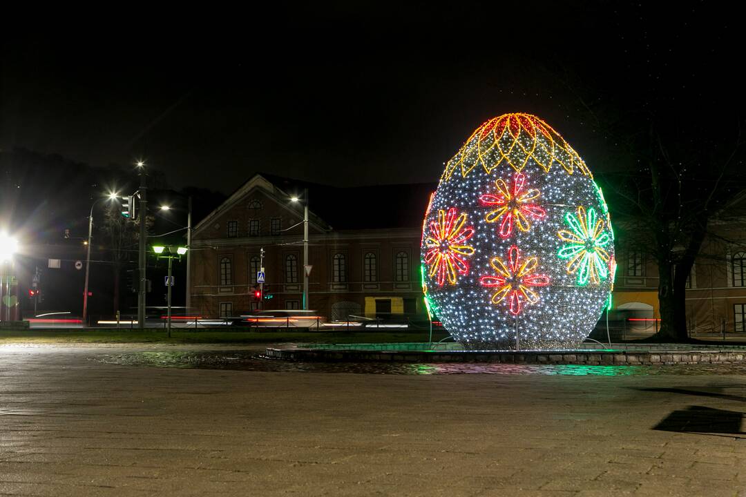 Kaunas pasipuošė velykiniais margučiais