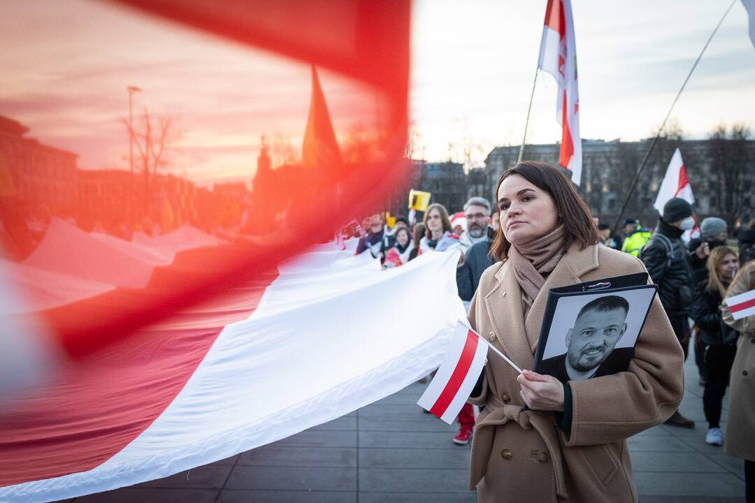 Keli šimtai baltarusių Vilniuje paminėjo Laisvės dieną