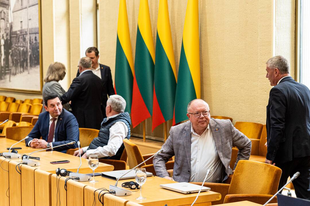 Finansų ministro Rimanto Šadžiaus susitikimas su koalicijos frakcijomis