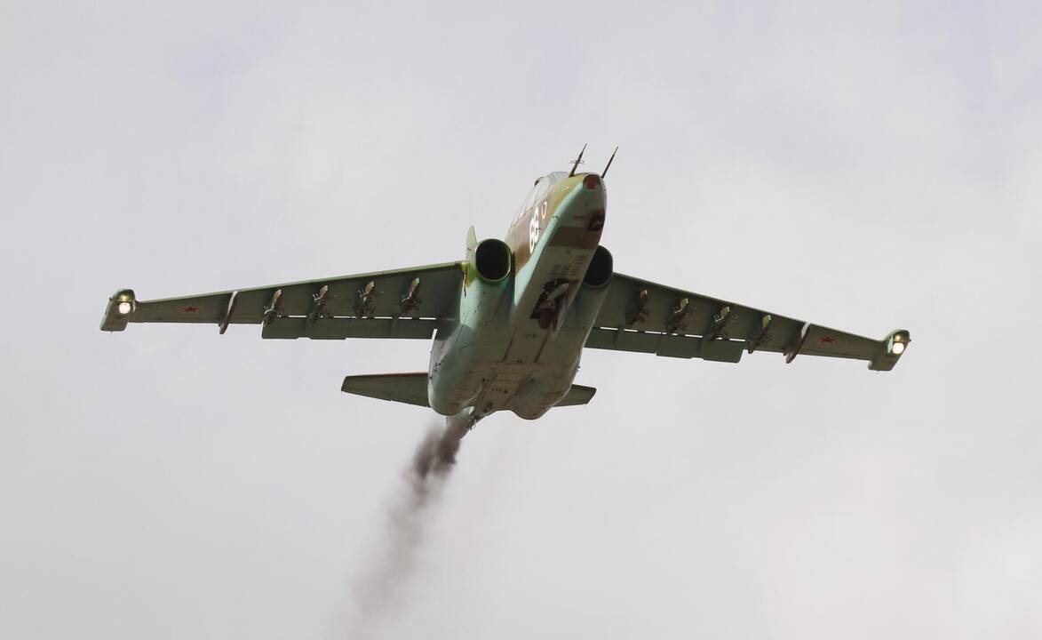 Baltarusijoje sudužo šturmo lėktuvas Su-25, pilotas katapultavosi