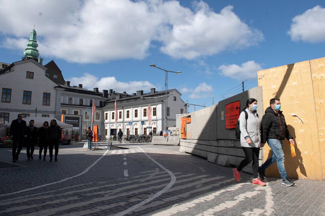 Švedija įžvelgia mirčių nuo Covid-19 mažėjimo tendenciją