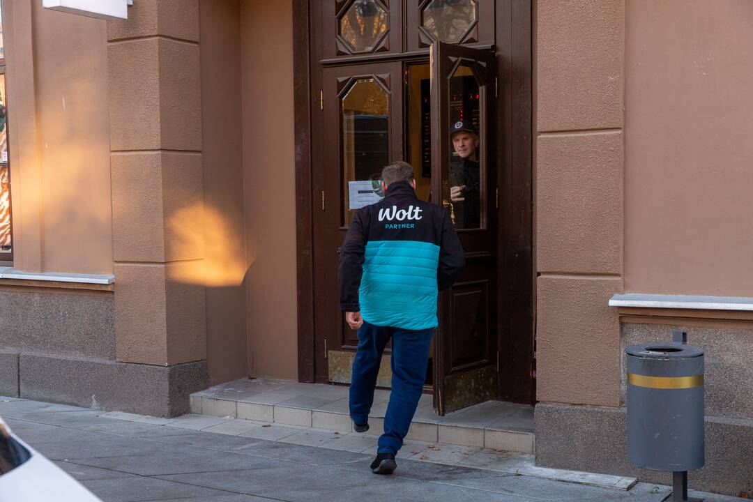 Specialiųjų tarnybų apgultis Laisvės alėjoje