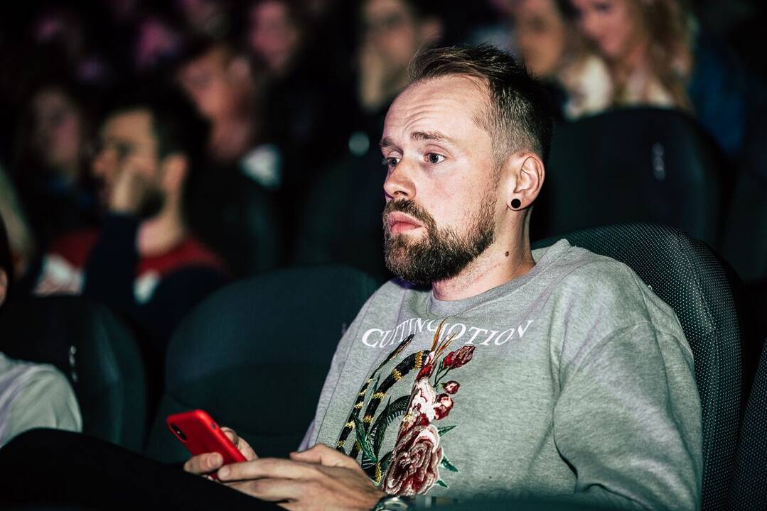 Singlo „Virš vandens“ premjera