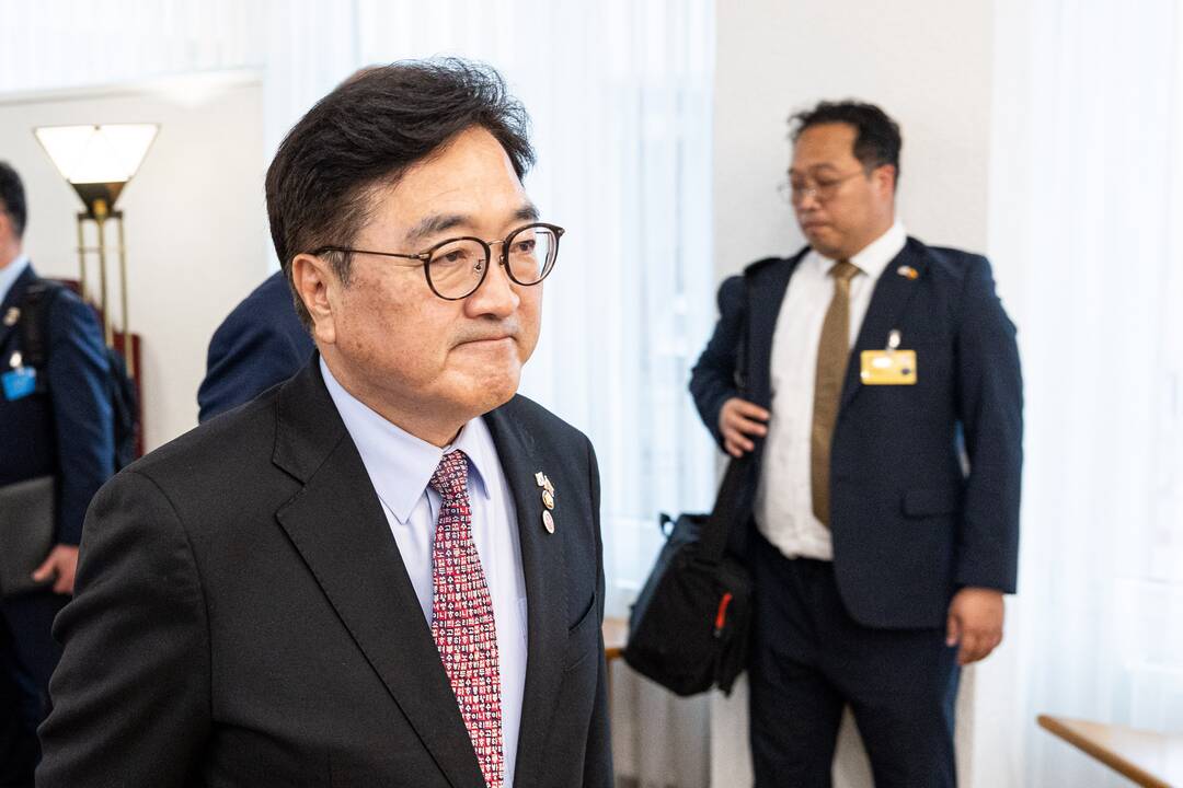 Sauliaus Skvernelio susitikimas su Korėjos parlamento pirmininku Woo Won-Shiku