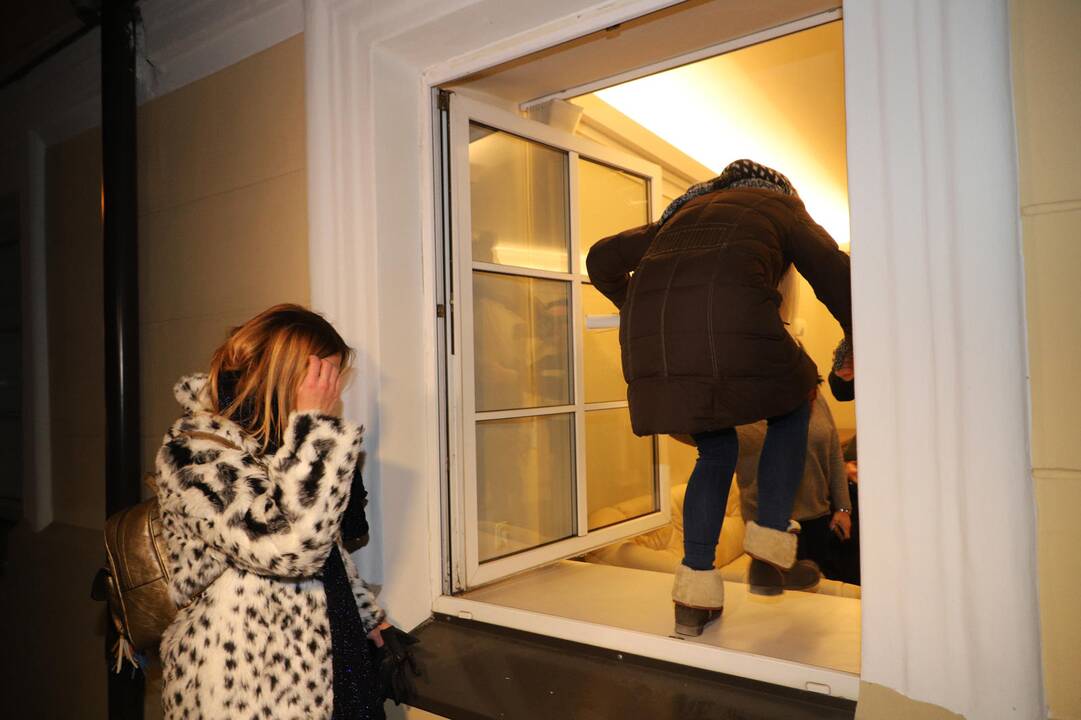 Prie ŠMM susirinko protestuojantys mokytojai