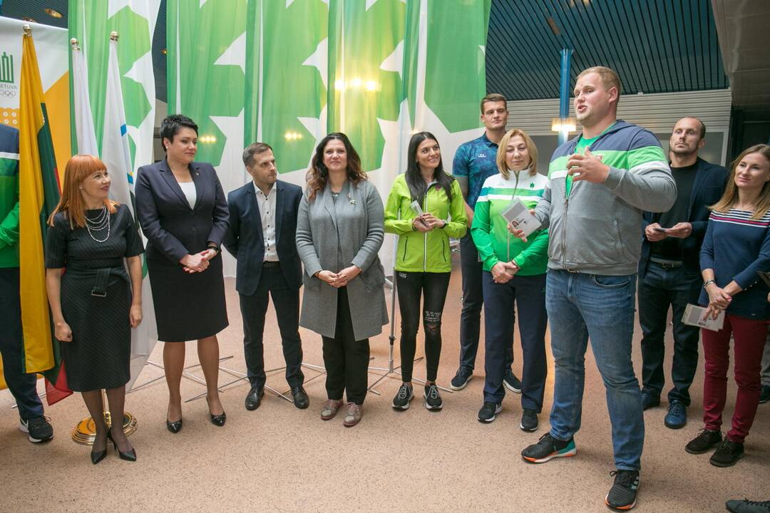 Sportininkai išlydėti į jaunimo olimpines žaidynes
