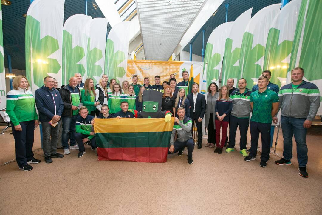 Sportininkai išlydėti į jaunimo olimpines žaidynes