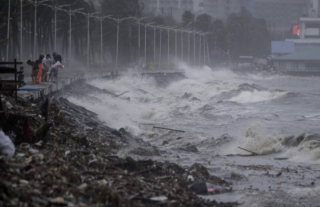 Filipinus nuniokojo galingas taifūnas „Mangkhut“