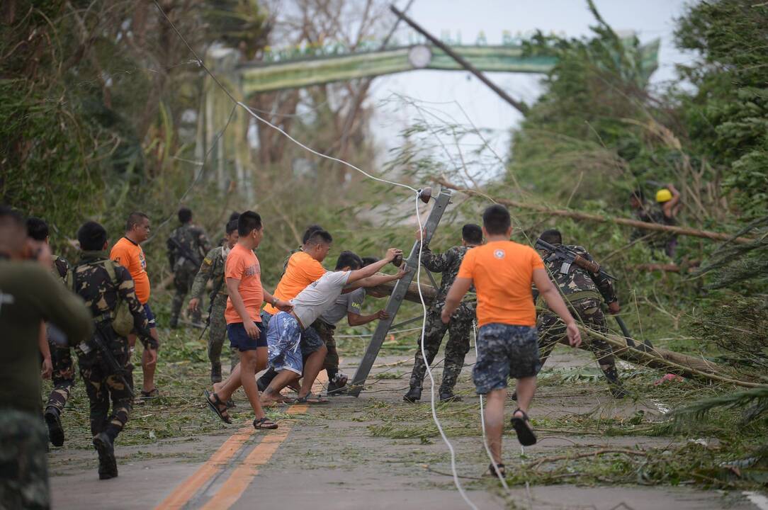 Filipinus nuniokojo galingas taifūnas „Mangkhut“