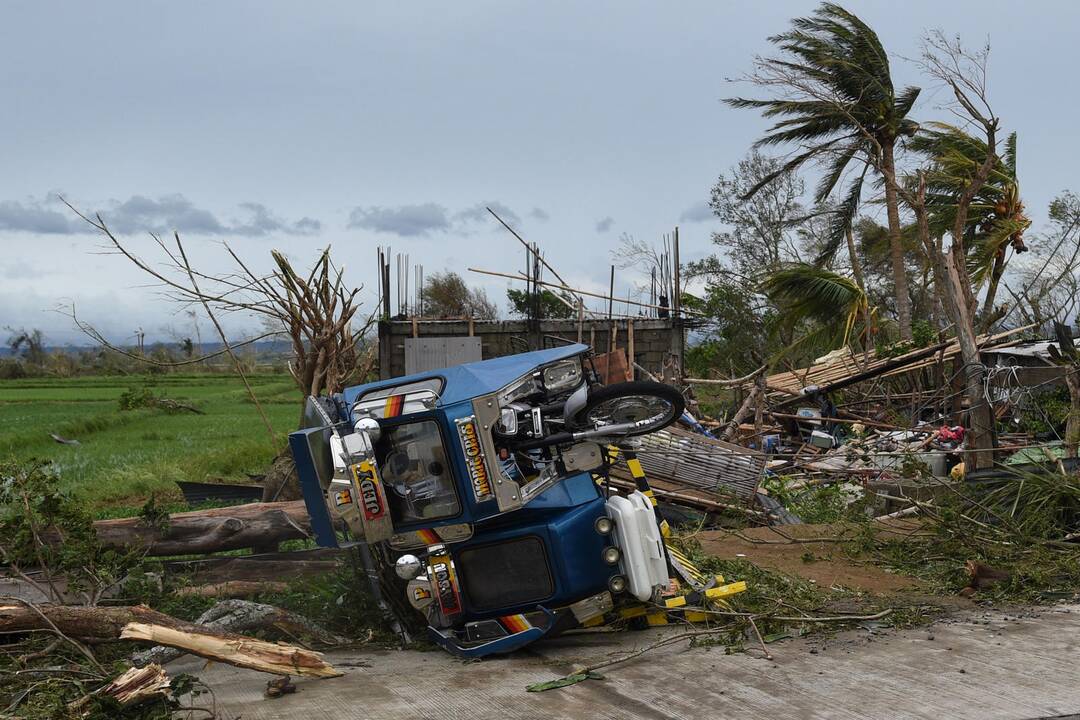 Filipinus nuniokojo galingas taifūnas „Mangkhut“