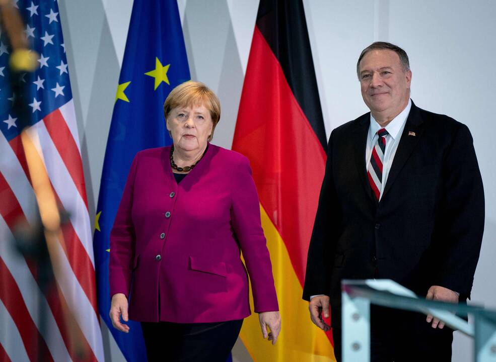 Mike Pompeo ir Angela Merkel