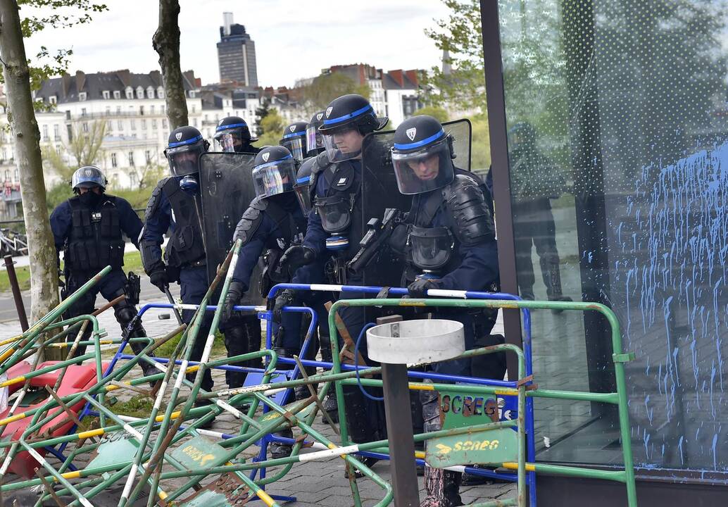 Policijos ir demonstrantų susirėmimai Prancūzijoje
