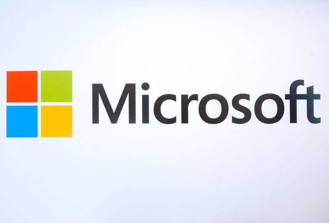 Rusijos valstybinės įstaigos neplanuoja keisti „Microsoft“ vietos programine įranga