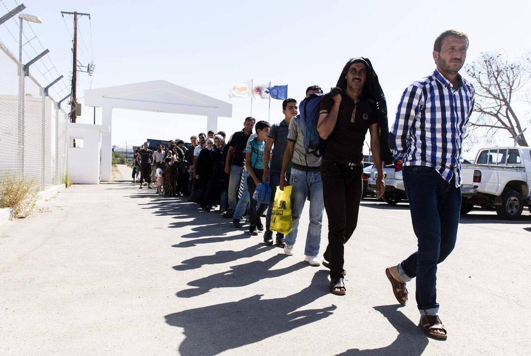 JT: į Europą vykstantys jauni migrantai susiduria su prievarta