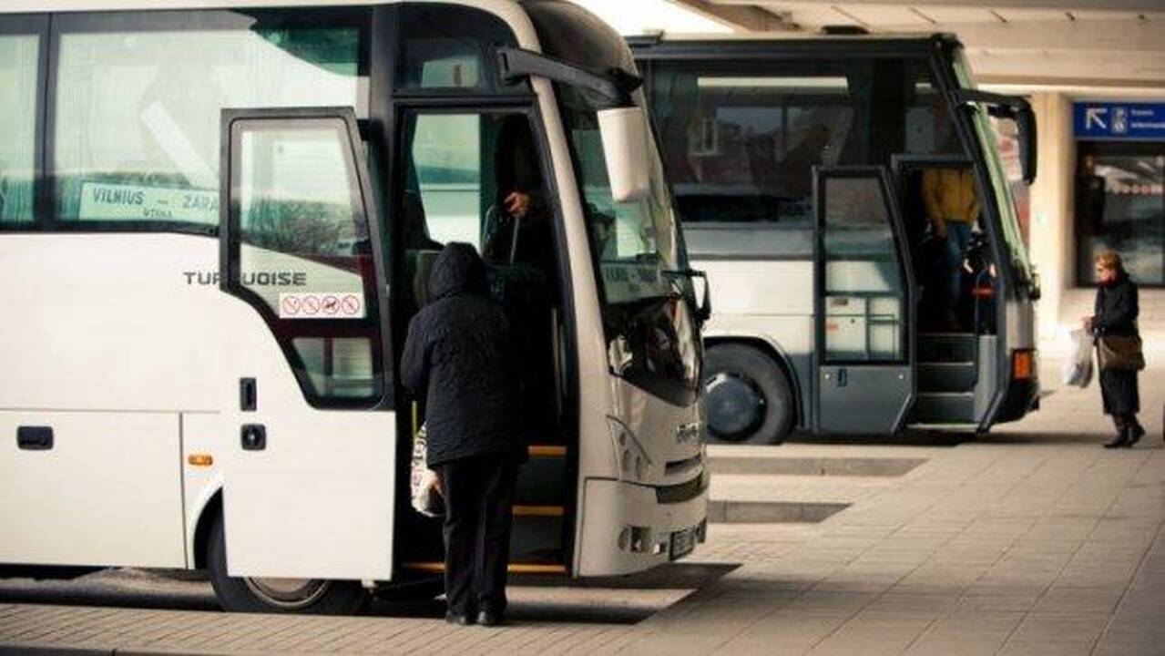 Kodėl tarpmiestinių autobusų tualetai užrakinti?