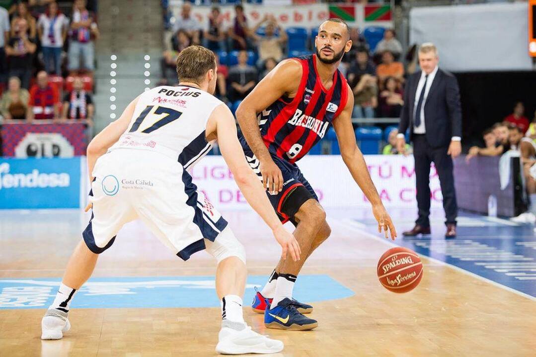 M. Pocius rezultatyvumu pranoko T. Sedekerskį, bet UCAM pralaimėjo