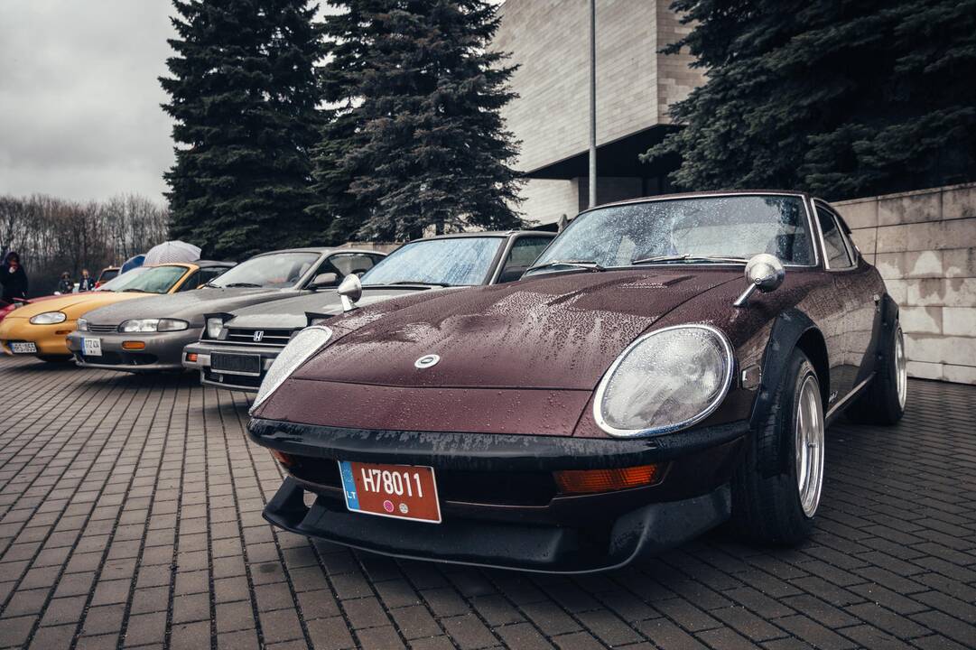 Išskirtiniai japoniški automobiliai