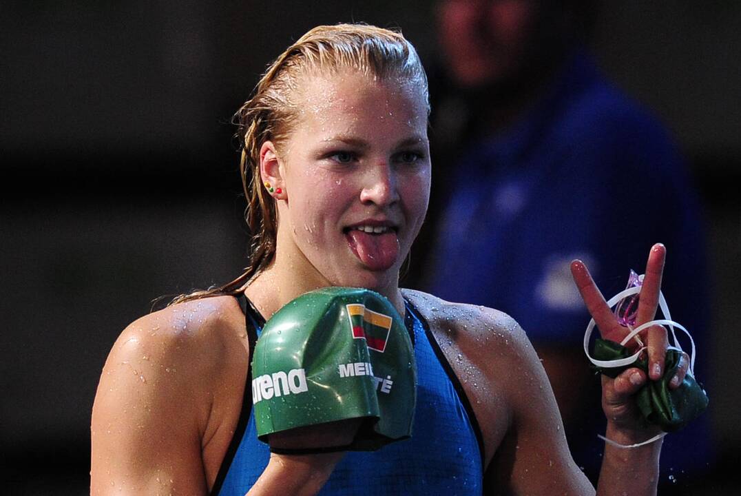 Maskvoje žibanti R. Meilutytė pateko ir į 100 m kompleksinio plaukimo rungties finalą