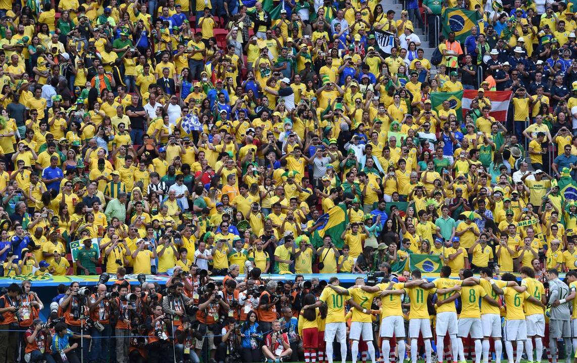 Pasaulio futbolo čempionatas: Brazilija - Kamerūnas