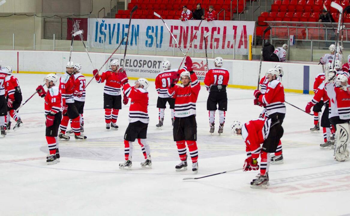 "Energijos" ledo ritulininkai po baudinių serijos antrąsyk įveikė "Gomel-2" ekipą