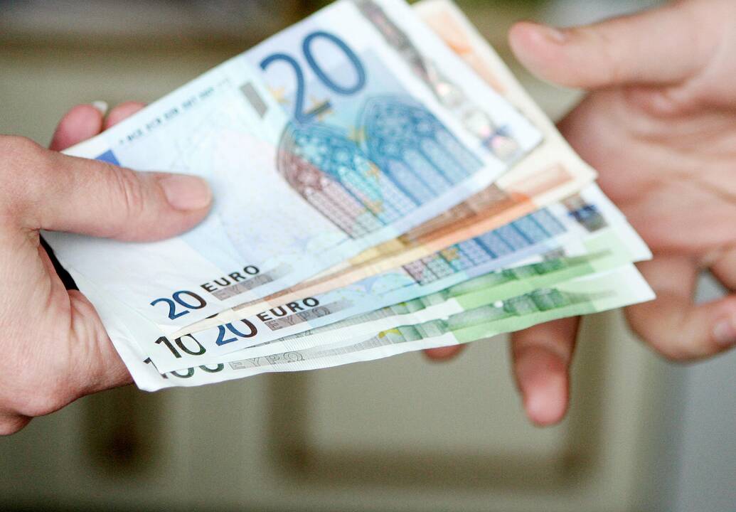 Nustatyta tvarka, kaip litai bus keičiami į eurus