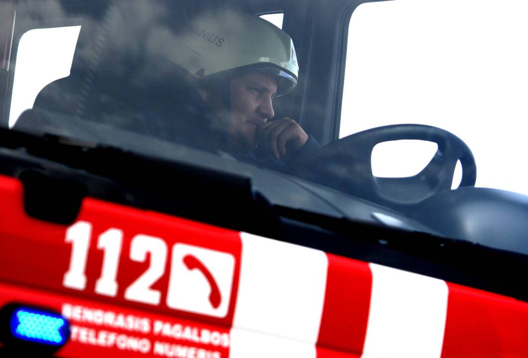 Klaipėdos rajone sudegė namelis (papildyta)